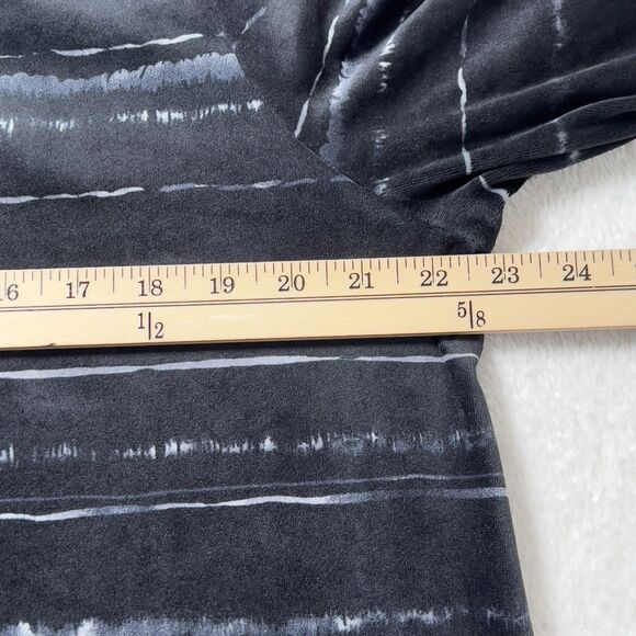 Pure J Jill Velour Pleated Sleeve Pullover Top Womens Sz L 3/4 Sleeve - Picture 9 of 10